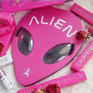 LAST ONE ‼️ Jeffree Star Alien palette 👽